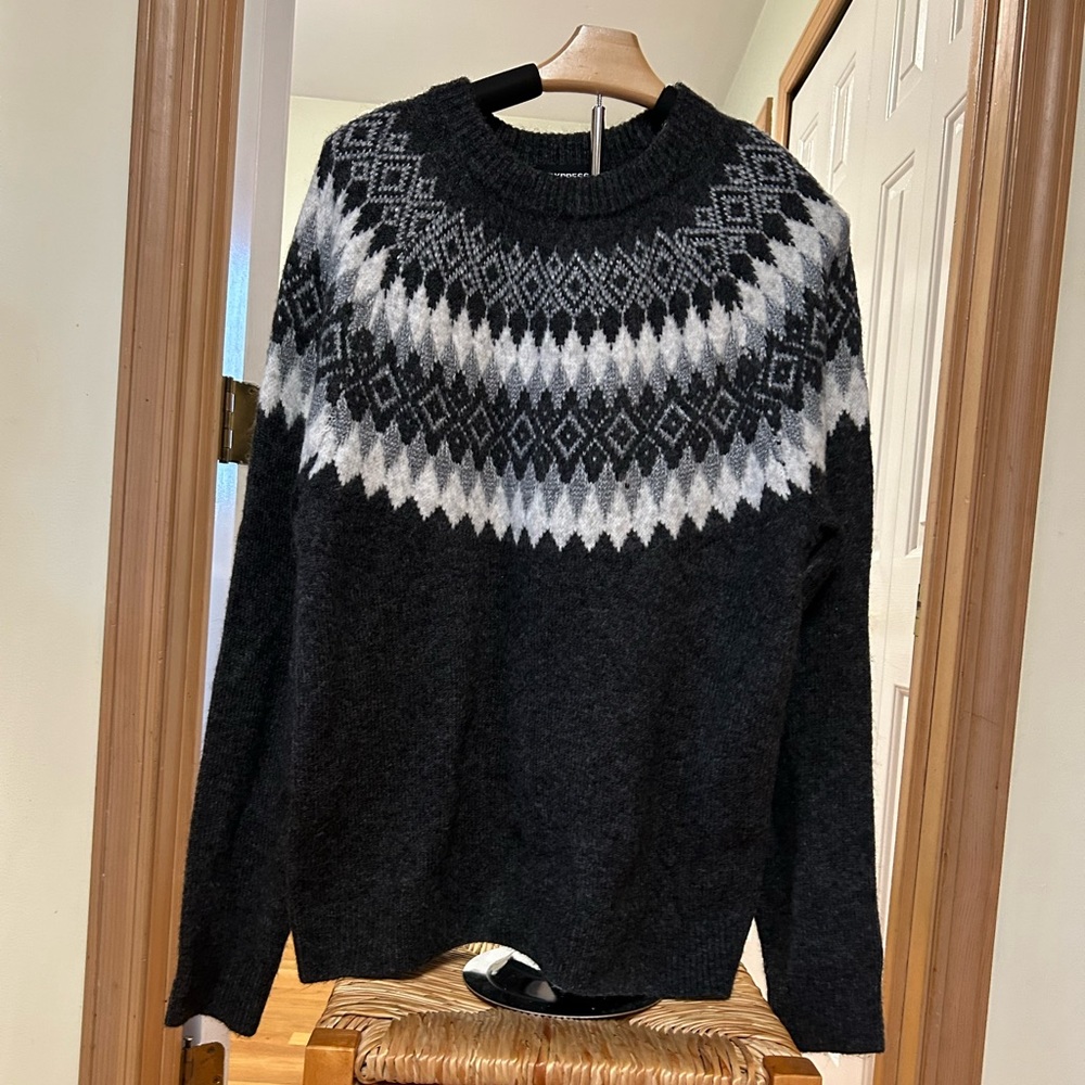 NWTs Men’s Express Fair Isle Wool Blend Dark Grey Crew Neck Sweater - Picture 2 of 6